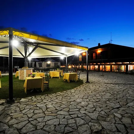 招待所 La Radice 3*